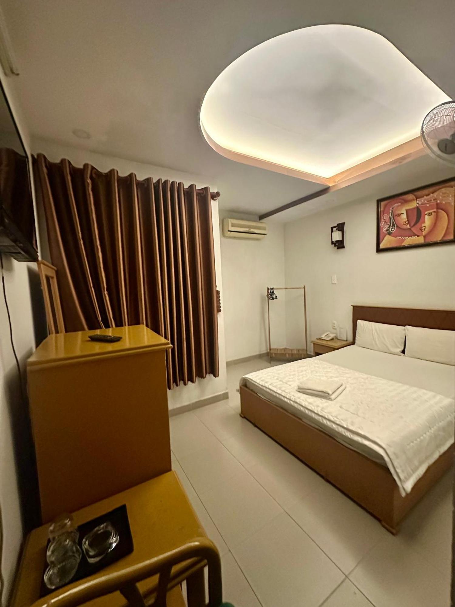Hotel Ngoc Hoa Mai à Hô Chi Minh-Ville Extérieur photo